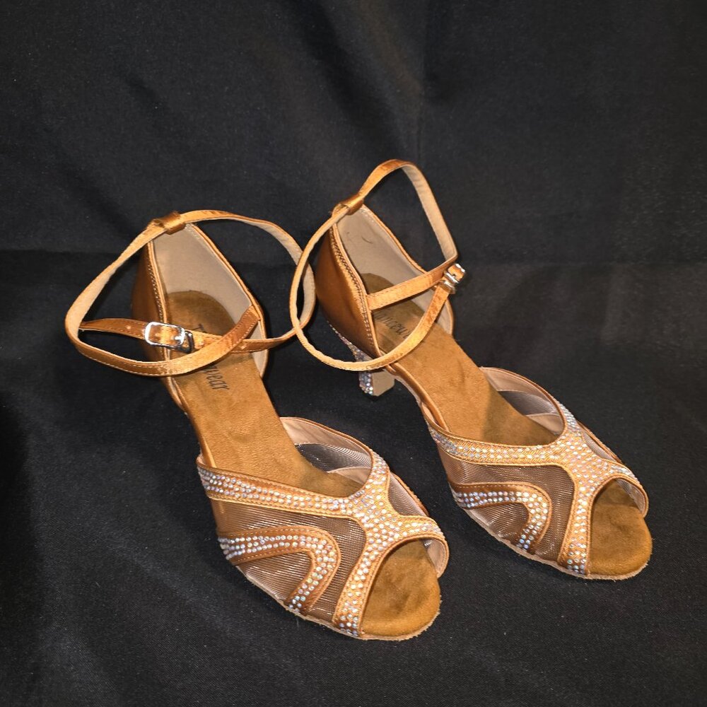TT Dancewear Dance Shoes Rhinestone Ballroom Salsa Latin Dark Tan Satin Size 7.5